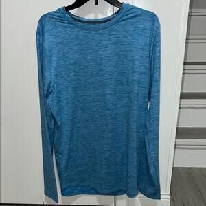 All in Motion Blue Long Sleeve Tee - size L